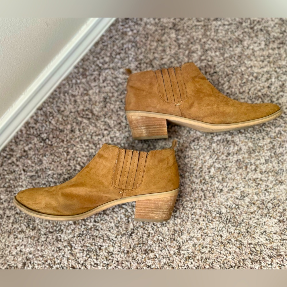 Camel Brown Slip On Booties - 10